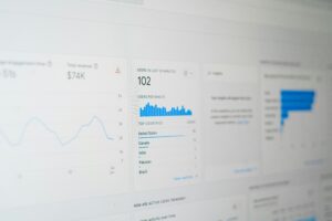 Certified Digital Marketing Professional vs. Traditional Marketing Degree: Which Is Better?